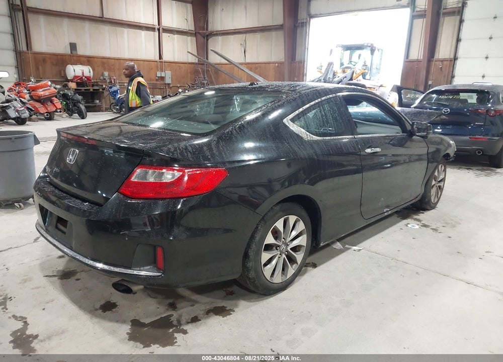 2014 HONDA ACCORD VIN: 1HGCT1B81EA004252