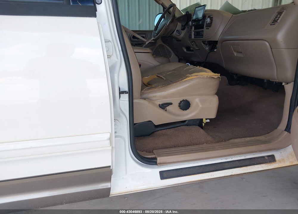2003 FORD F-150 LARIAT/XLT VIN: 1FTRW08L23KD35659