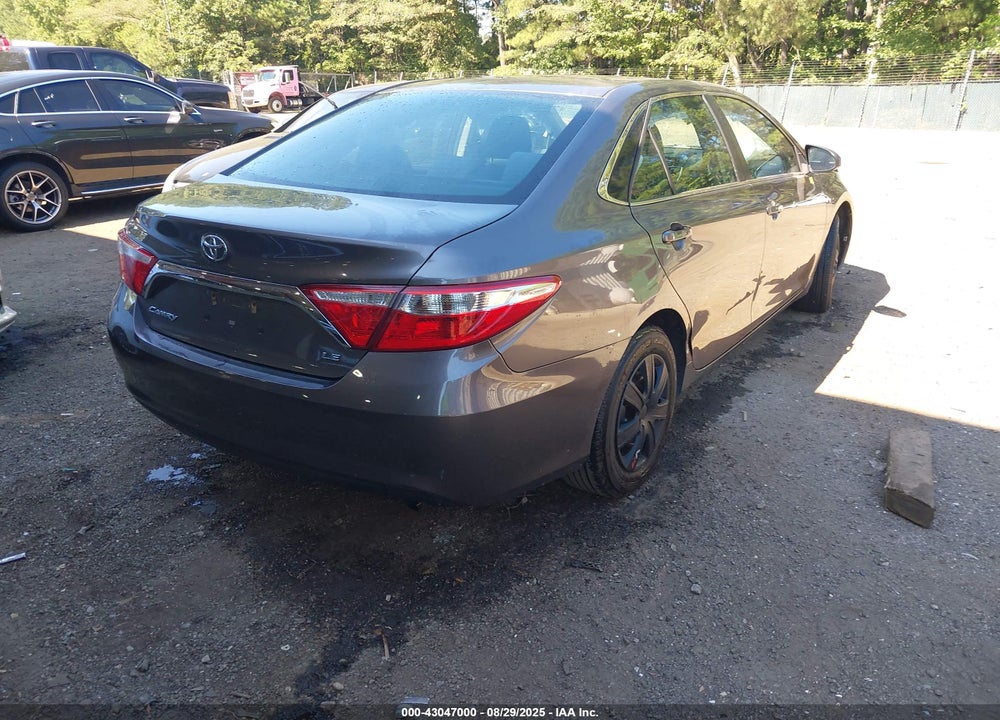2015 TOYOTA CAMRY LE VIN: 4T1BF1FK4FU923732