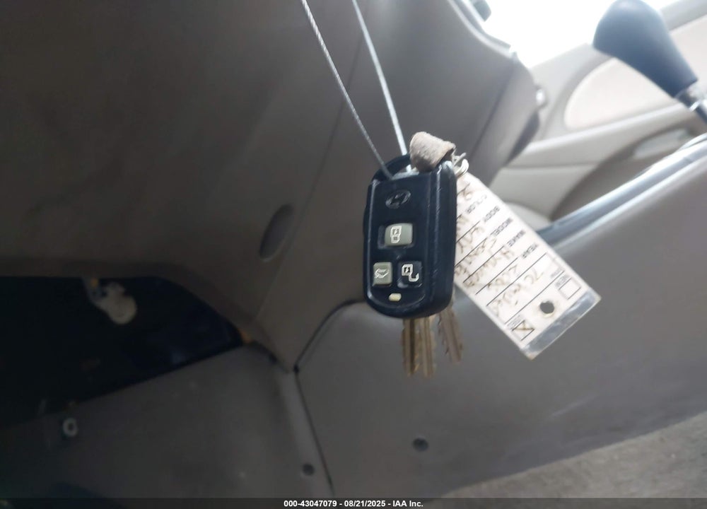 2005 HYUNDAI SONATA GL VIN: KMHWF25S55A157857
