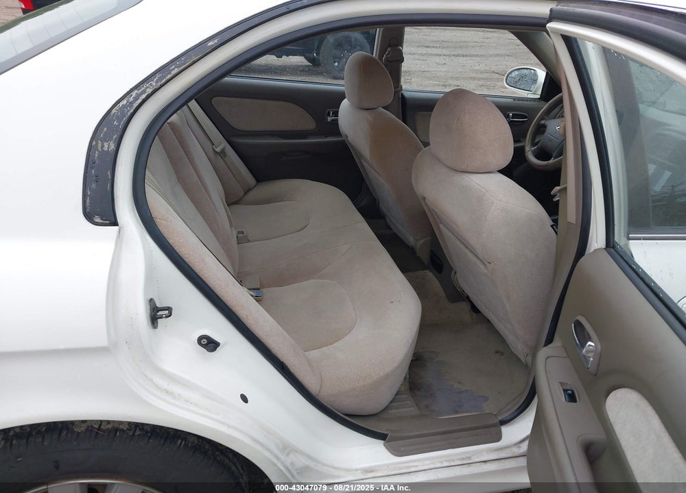 2005 HYUNDAI SONATA GL VIN: KMHWF25S55A157857