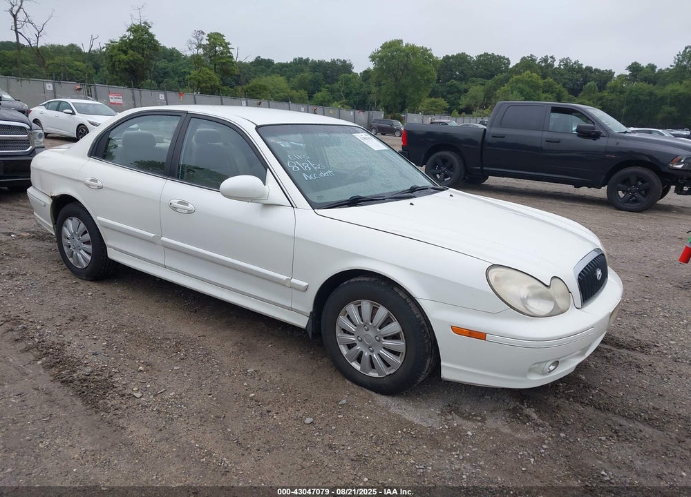 2005 HYUNDAI SONATA GL VIN: KMHWF25S55A157857