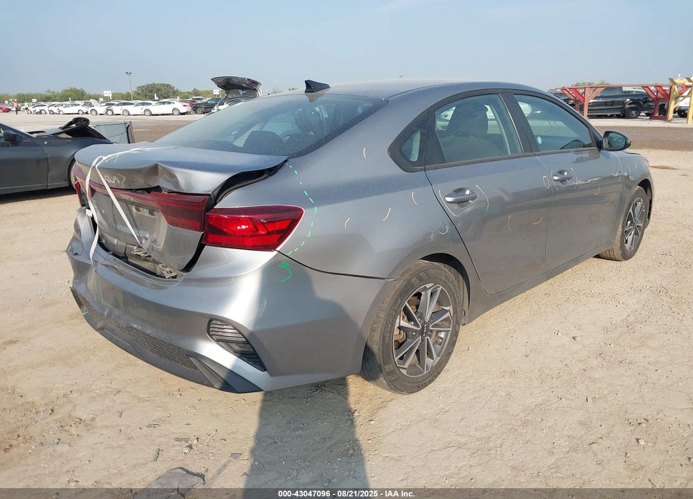 2023 KIA FORTE VIN: 3KPF24AD8PE608301