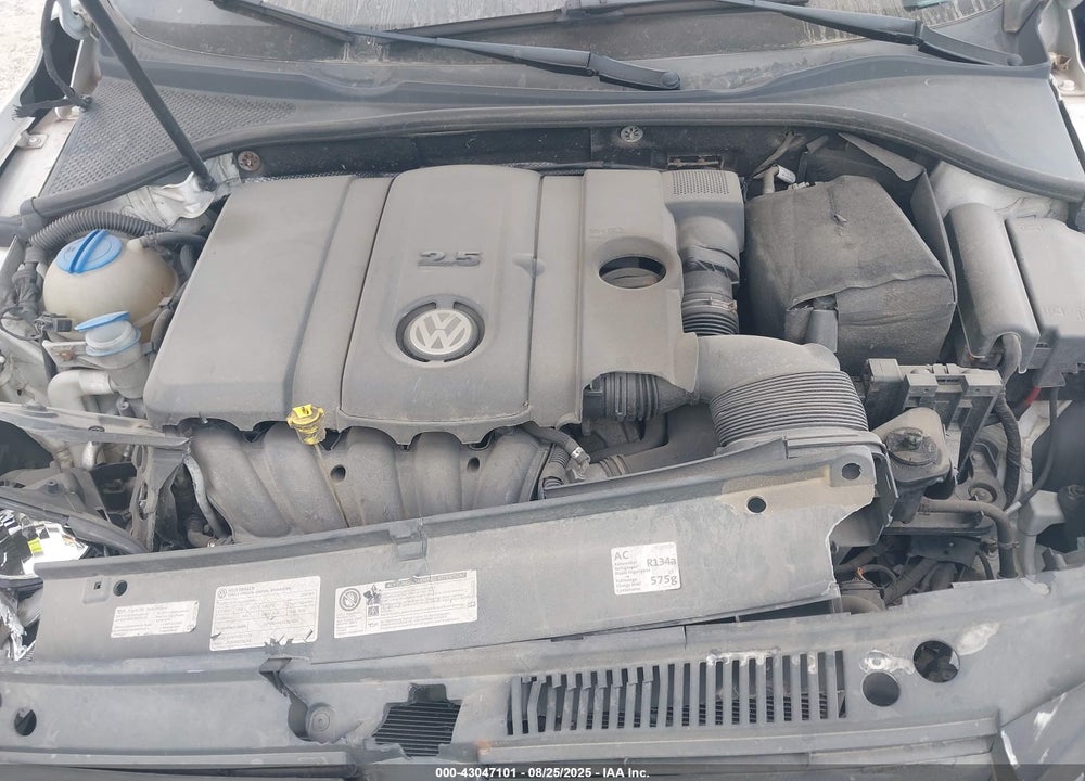 2014 VOLKSWAGEN PASSAT VIN: 1VWBH7A34EC019317