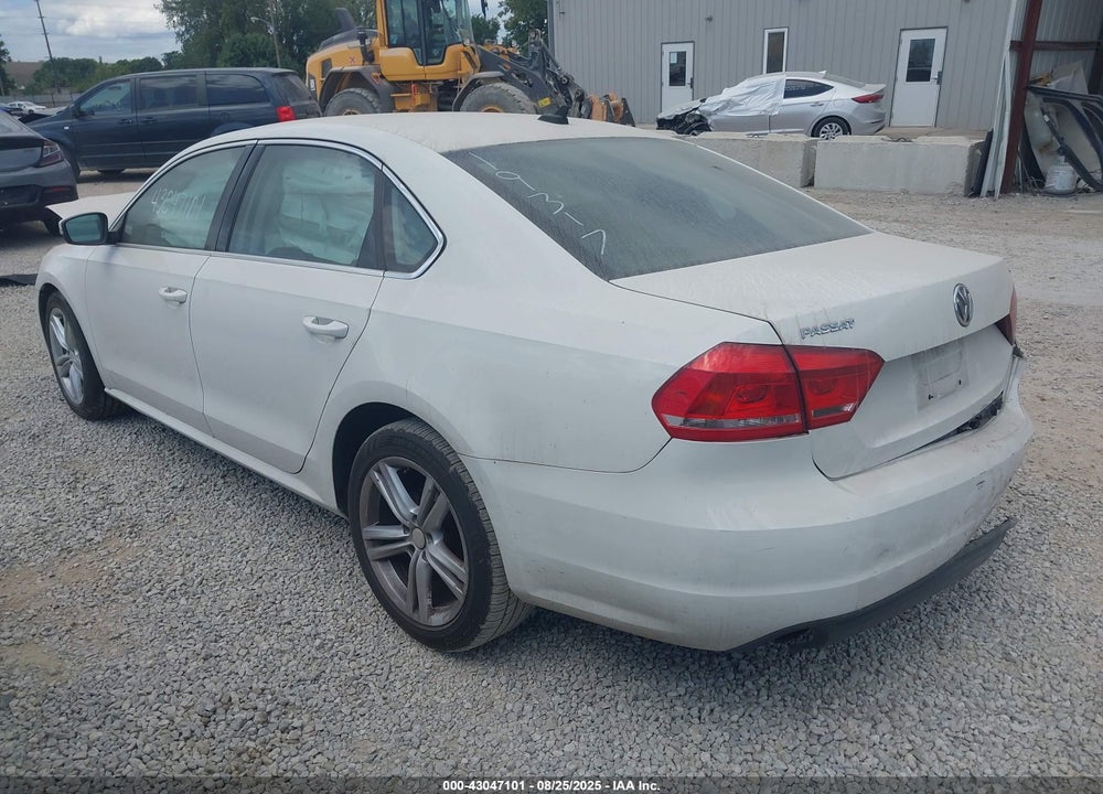 2014 VOLKSWAGEN PASSAT VIN: 1VWBH7A34EC019317