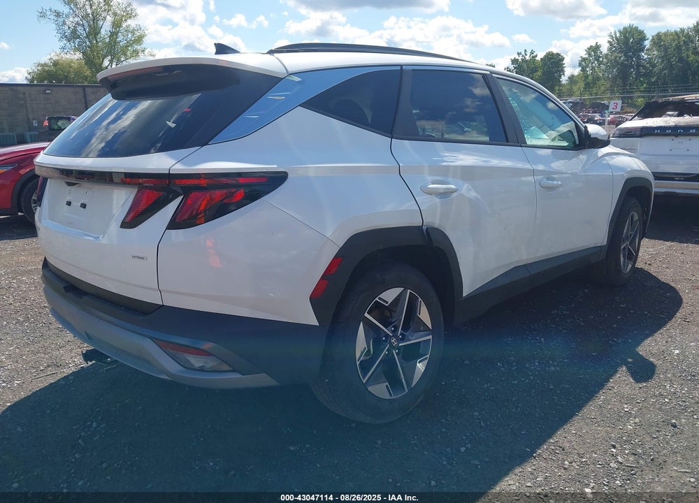 2025 HYUNDAI TUCSON VIN: 3KMJBCDE8SE015908