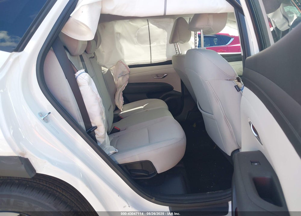 2025 HYUNDAI TUCSON VIN: 3KMJBCDE8SE015908