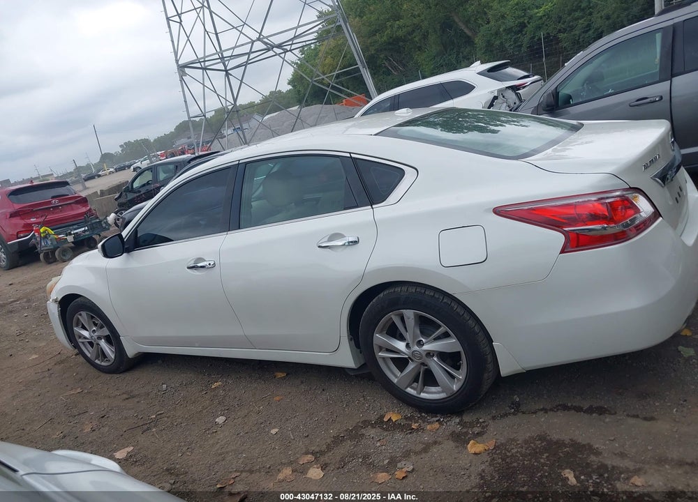 2013 NISSAN ALTIMA VIN: 1N4AL3AP3DC198673