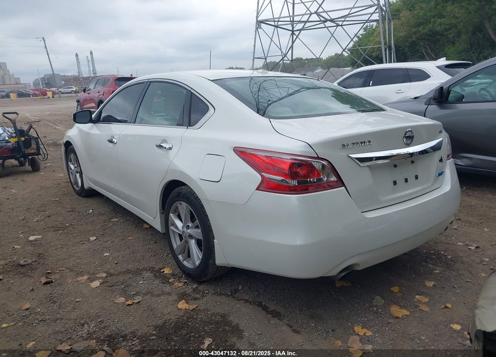 2013 NISSAN ALTIMA VIN: 1N4AL3AP3DC198673