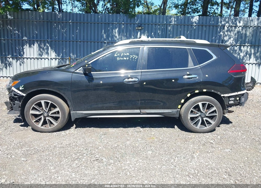2019 NISSAN ROGUE VIN: 5N1AT2MV1KC819240