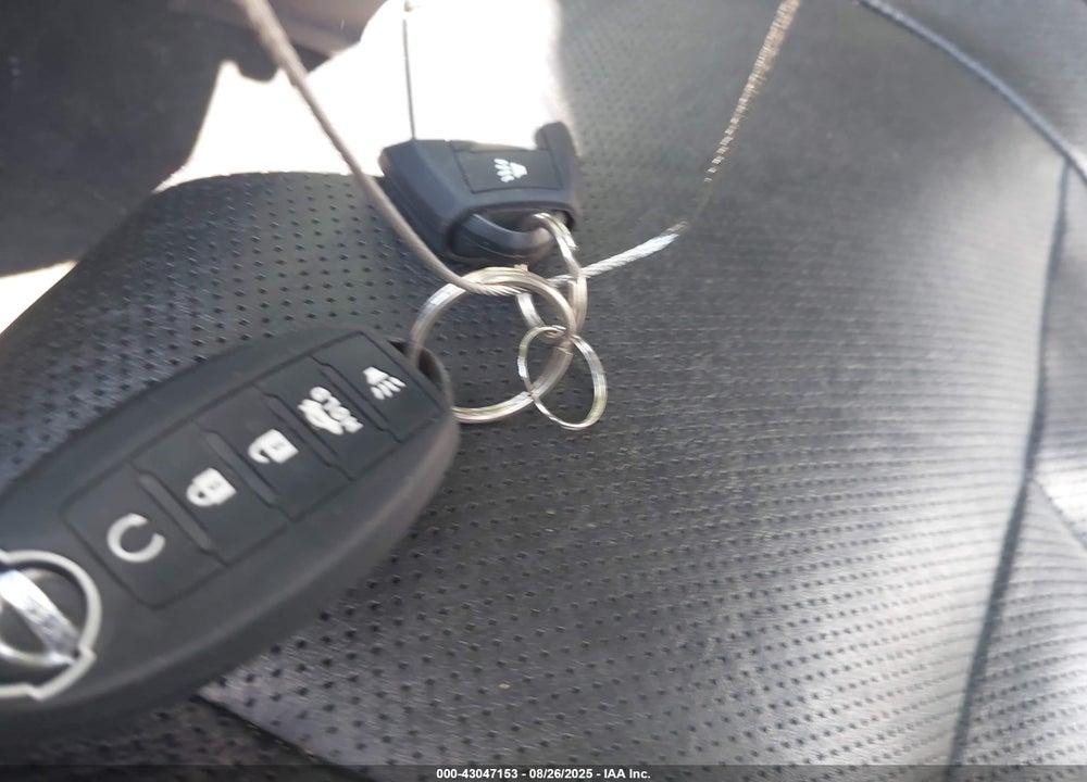 2019 NISSAN ROGUE VIN: 5N1AT2MV1KC819240