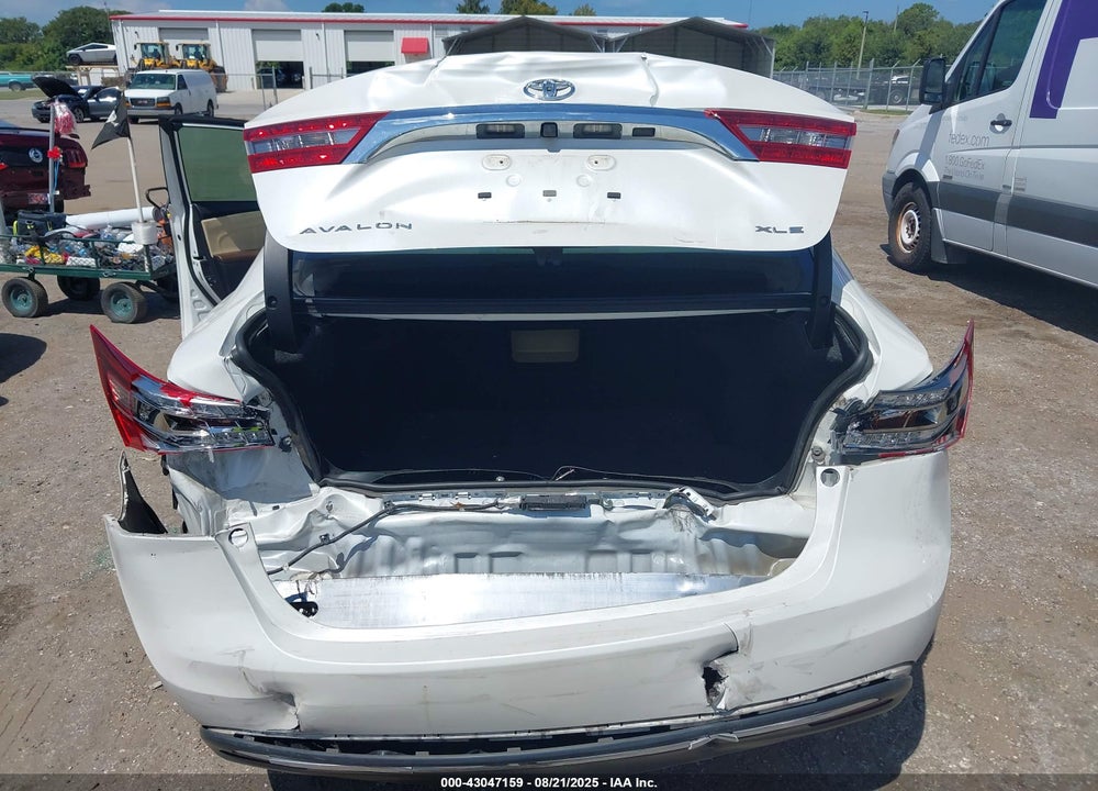 2017 TOYOTA AVALON XLE VIN: 4T1BK1EB8HU253764