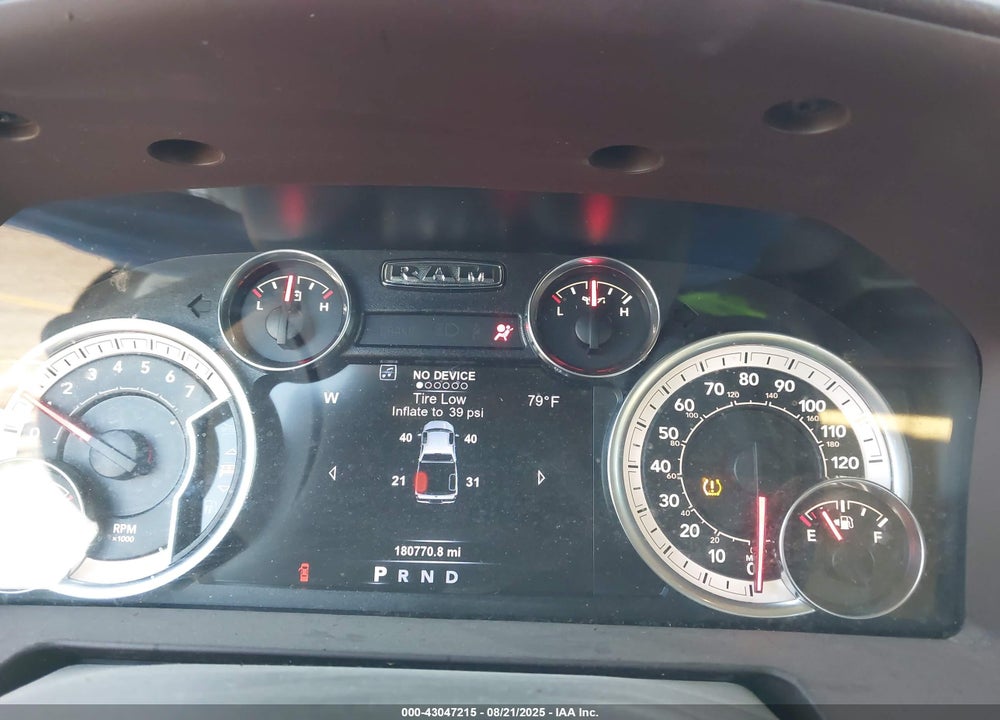 2017 RAM 1500 VIN: 1C6RR7NT0HS693300