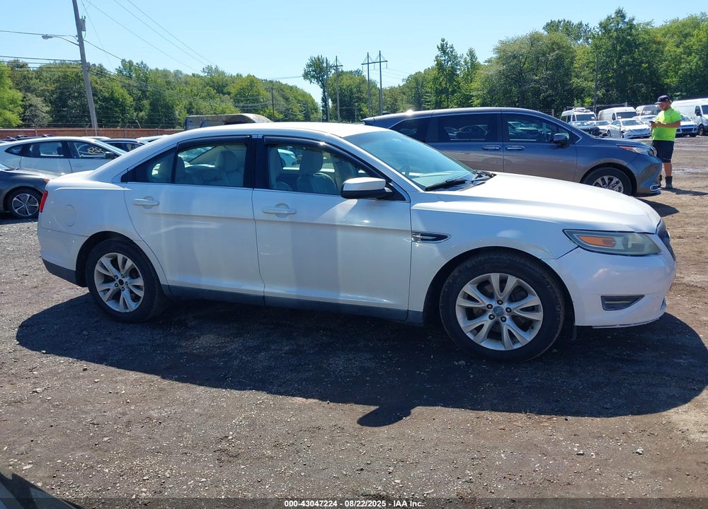 2011 FORD TAURUS VIN: 1FAHP2EW7BG136987
