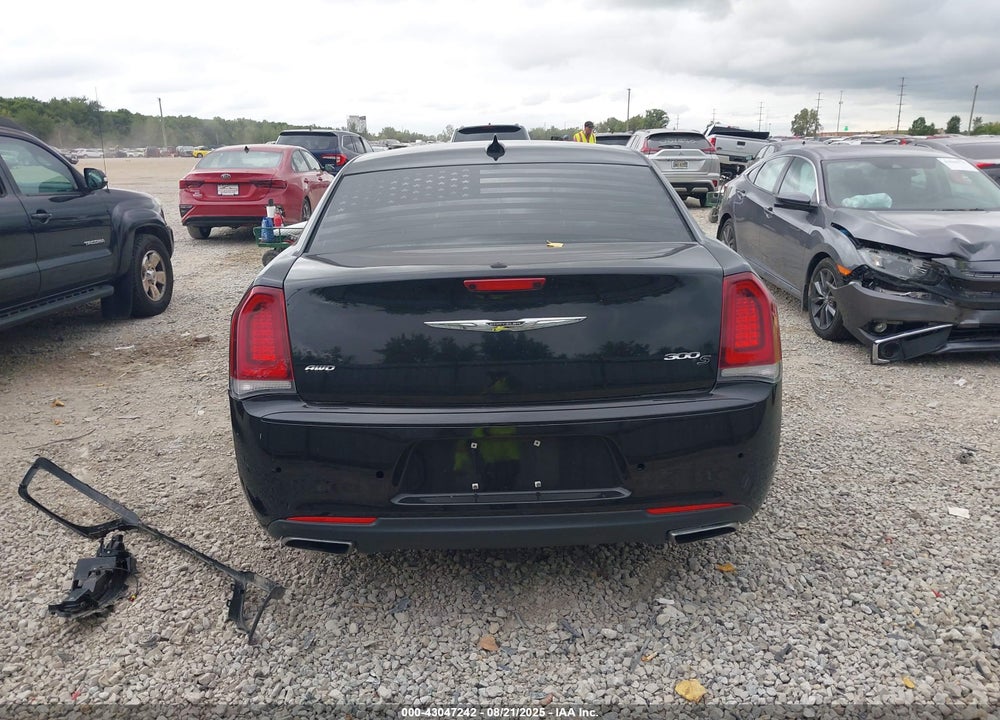 2015 CHRYSLER 300 VIN: 2C3CCAGG6FH923461