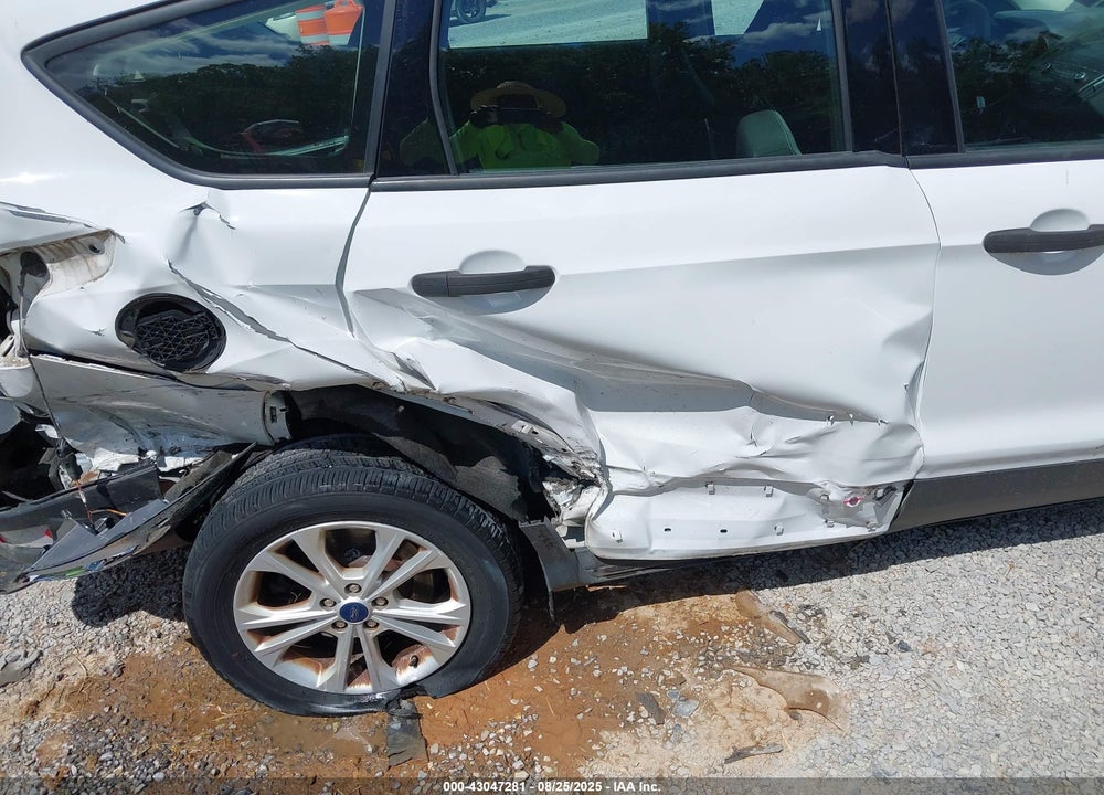 2019 FORD ESCAPE VIN: 1FMCU0F77KUB22013
