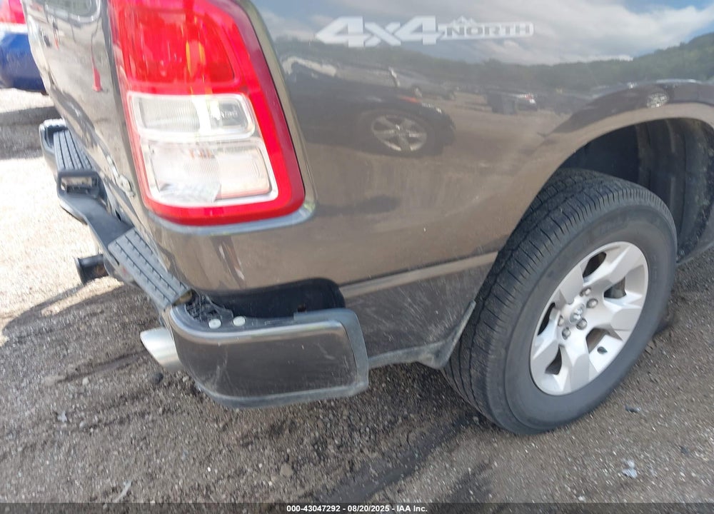 2020 RAM 1500 BIG HORN 4X4 6'4 BOX VIN: 1C6SRFMT0LN225278