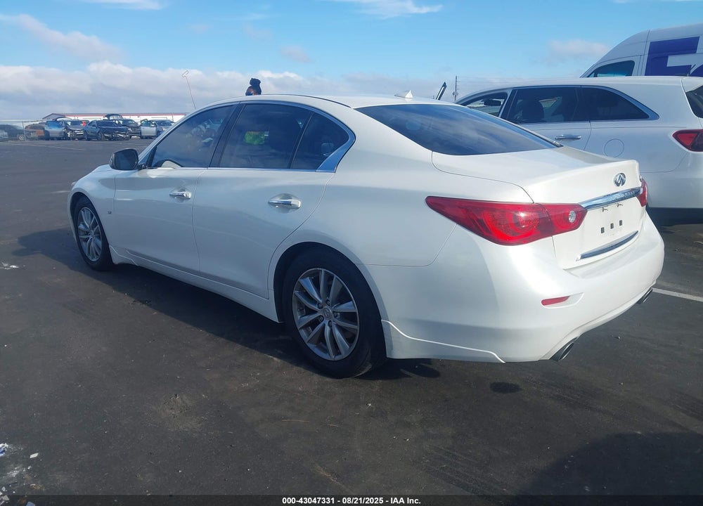 2015 INFINITI Q50 VIN: JN1BV7AP4FM341033