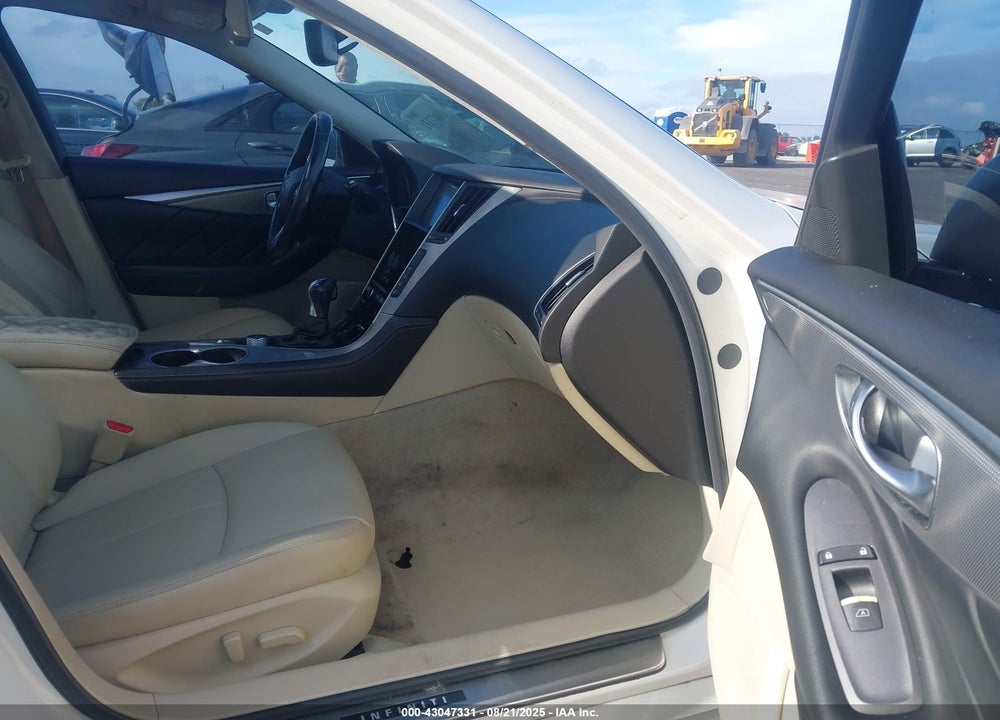 2015 INFINITI Q50 VIN: JN1BV7AP4FM341033