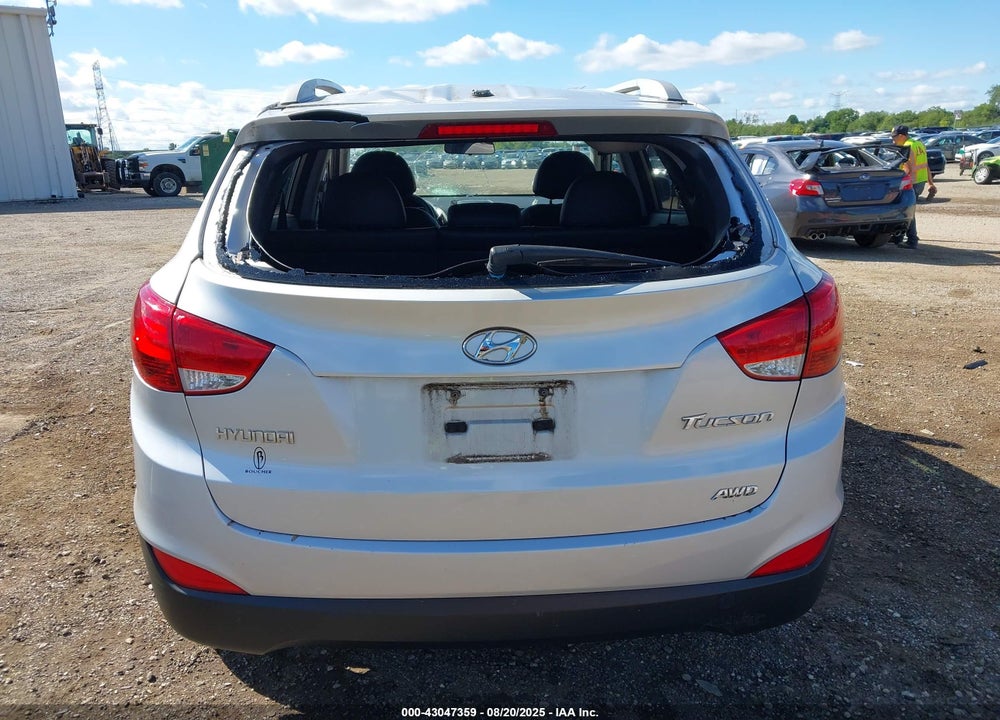 2013 HYUNDAI TUCSON VIN: KM8JUCAC2DU709431
