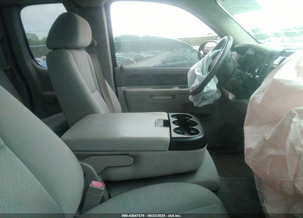 2013 CHEVROLET SILVERADO 1500 VIN: 1GCRCSEAXDZ228214
