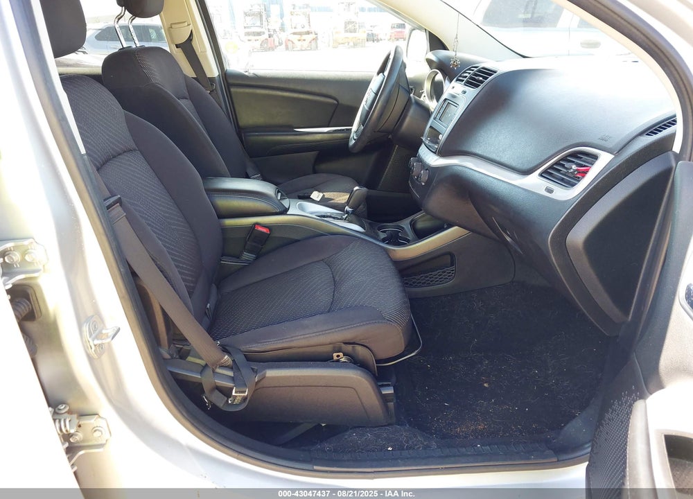 2014 DODGE JOURNEY VIN: 3C4PDCBG0ET126898