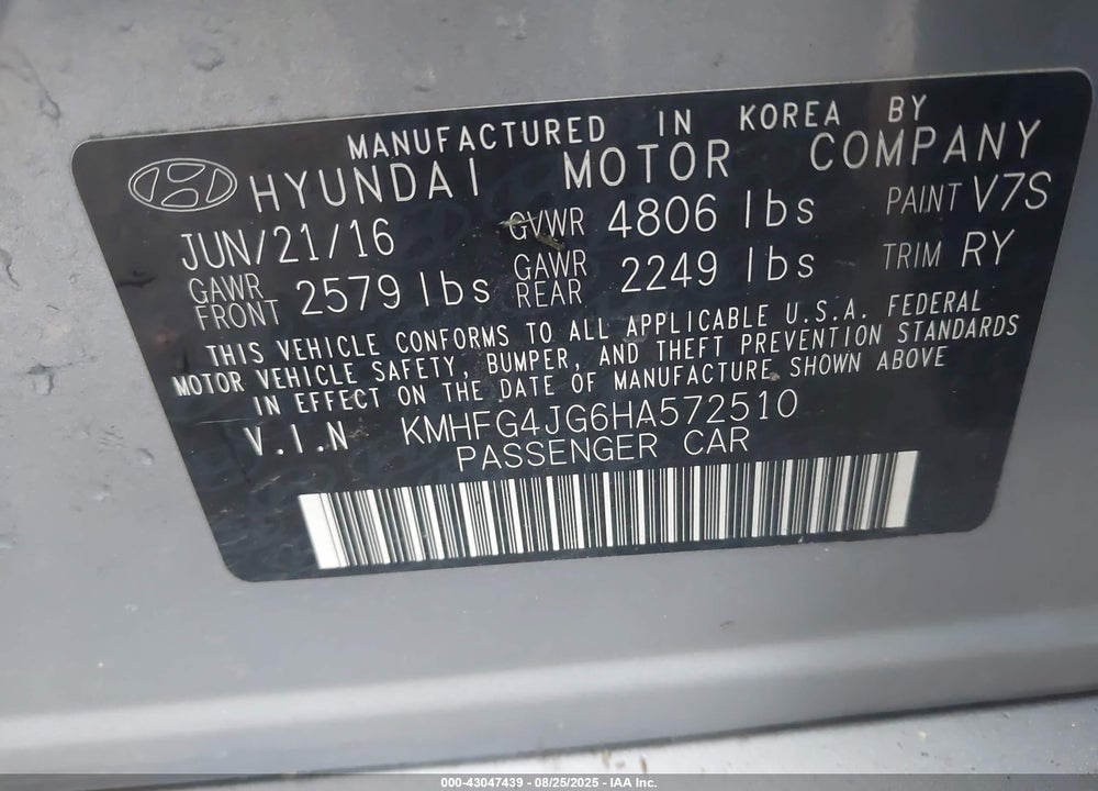 2017 HYUNDAI AZERA VIN: KMHFG4JG6HA572510