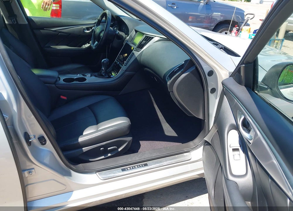 2016 INFINITI Q50 VIN: JN1CV7AR2GM252990