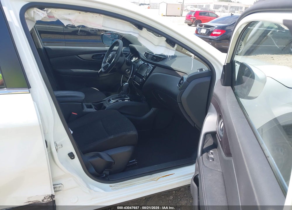 2020 NISSAN ROGUE SPORT VIN: JN1BJ1CV5LW270378