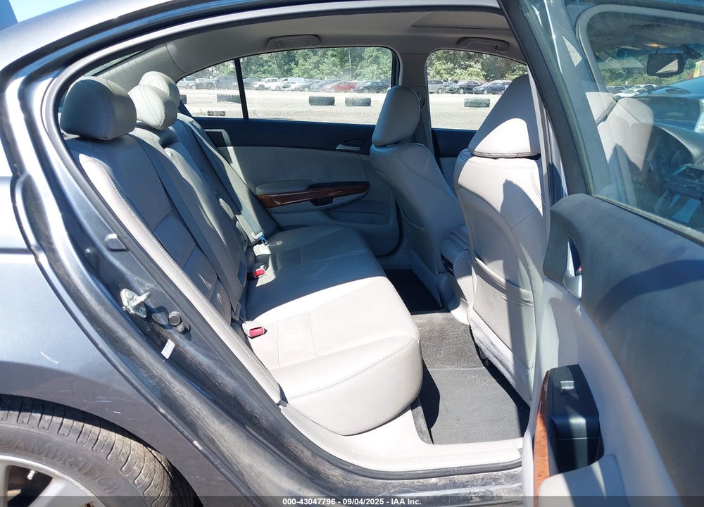 2012 HONDA ACCORD VIN: 1HGCP2F80CA131186