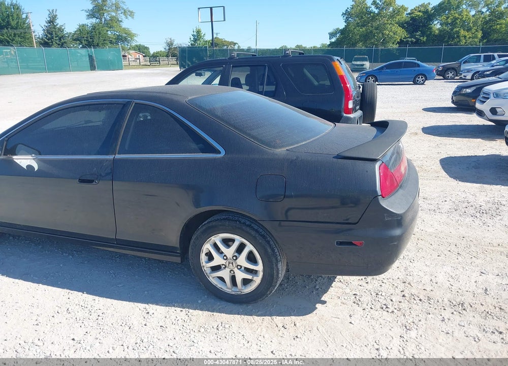 2001 HONDA ACCORD 3.0 EX VIN: 1HGCG22551A010842