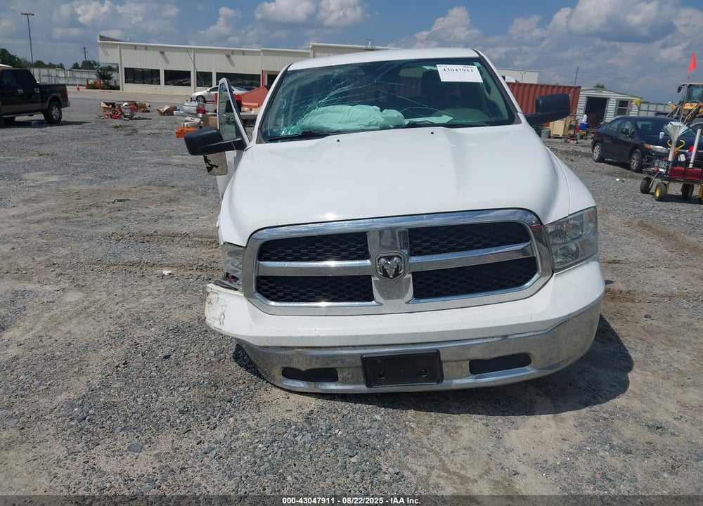 2019 RAM 1500 CLASSIC TRADESMAN 4X2 6'4 BOX VIN: 1C6RR6FG5KS654169
