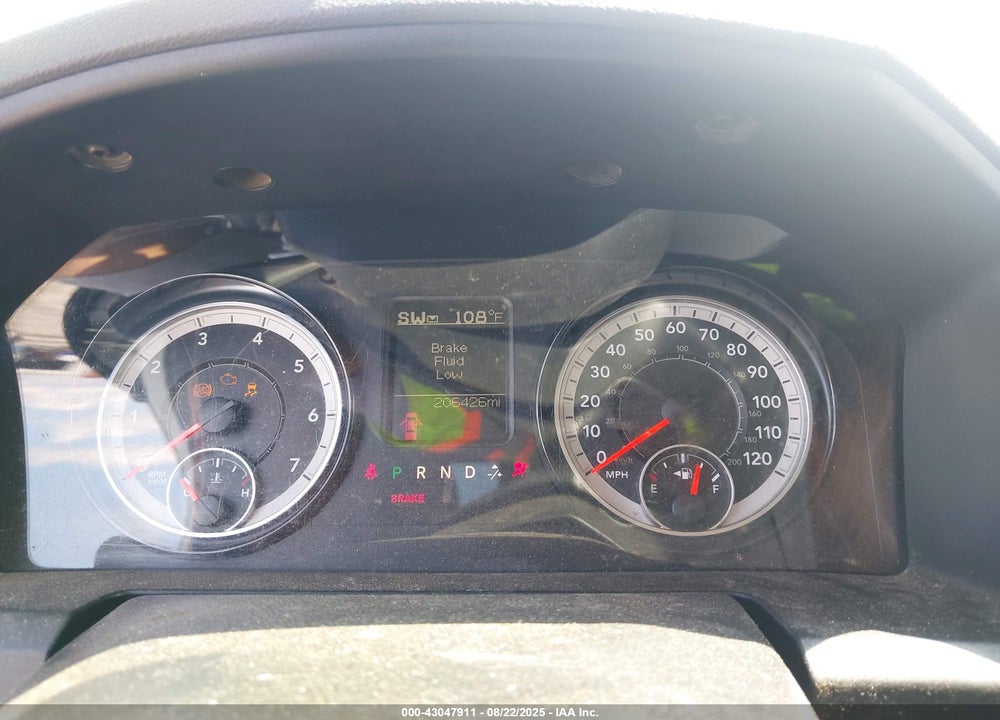 2019 RAM 1500 CLASSIC TRADESMAN 4X2 6'4 BOX VIN: 1C6RR6FG5KS654169