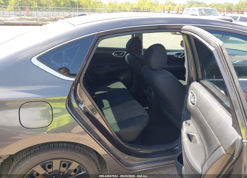 2015 NISSAN SENTRA VIN: 3N1AB7AP0FL642431