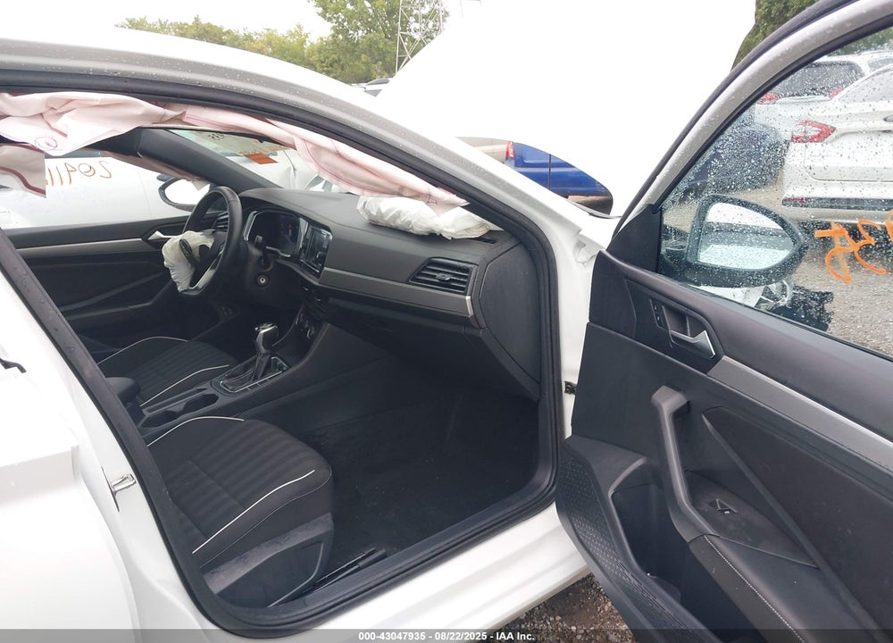 2023 VOLKSWAGEN JETTA VIN: 3VWBM7BU8PM023522