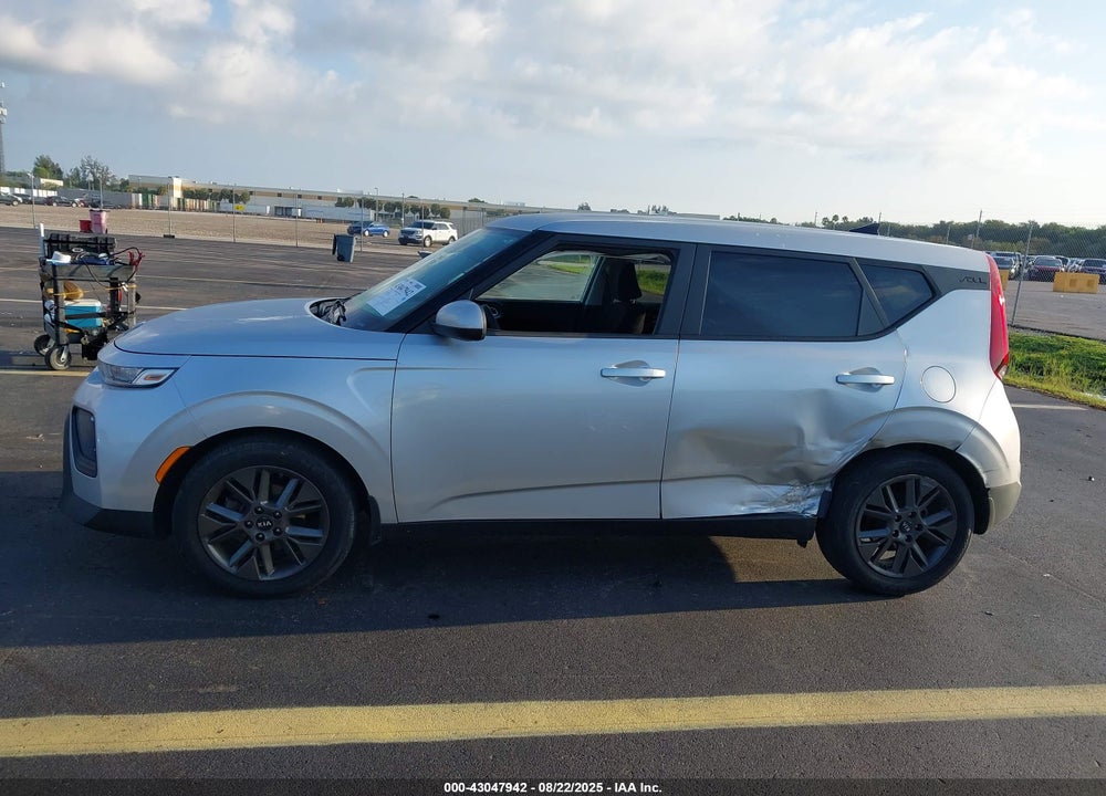 2021 KIA SOUL VIN: KNDJ23AU5M7796856