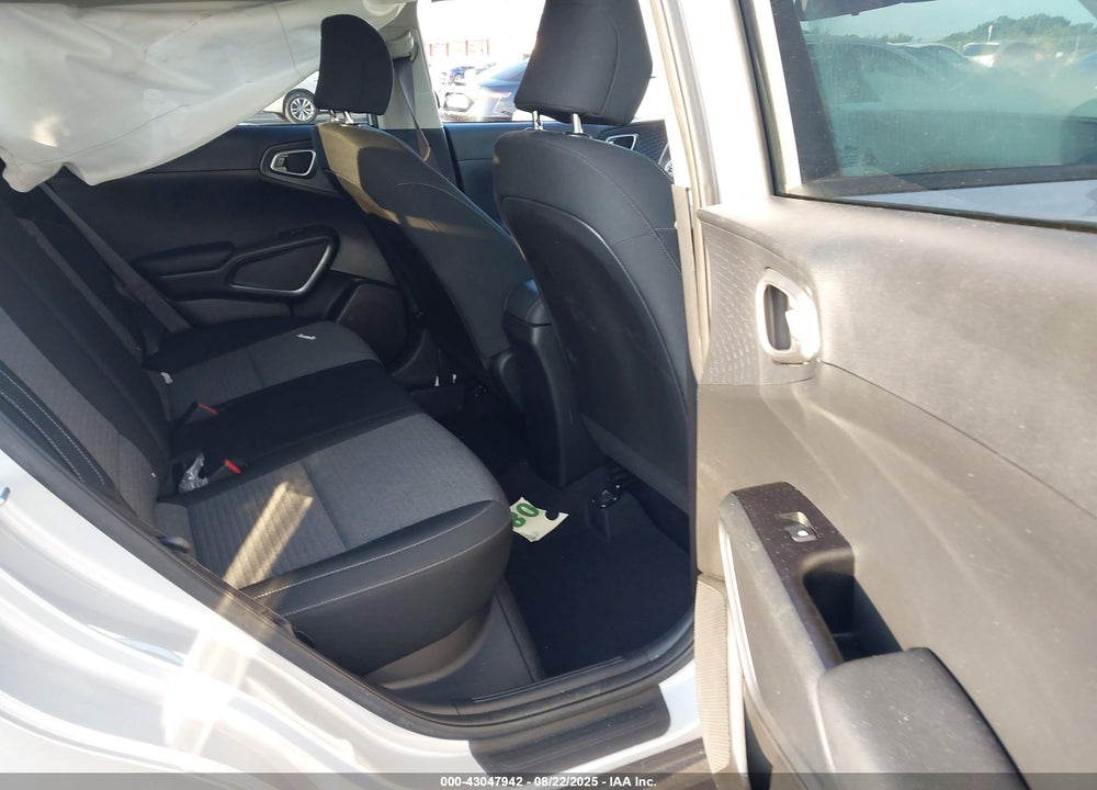 2021 KIA SOUL VIN: KNDJ23AU5M7796856
