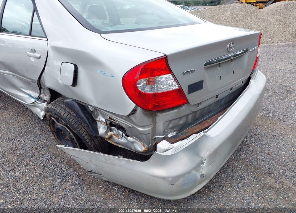 2004 TOYOTA CAMRY LE VIN: 4T1BE32K64U817834