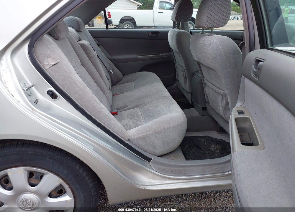 2004 TOYOTA CAMRY LE VIN: 4T1BE32K64U817834