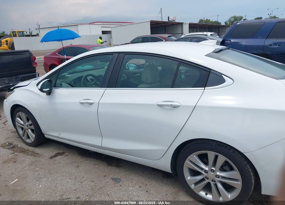 2016 CHEVROLET CRUZE VIN: 1G1BE5SM4G7269605