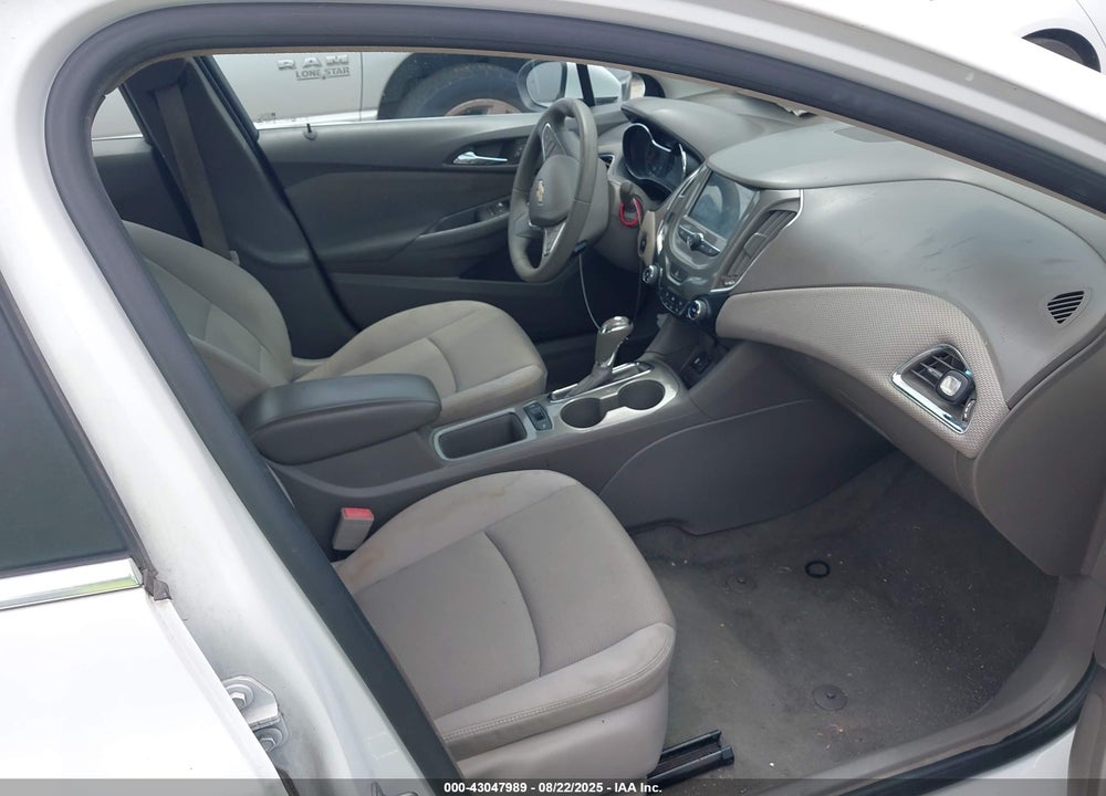 2016 CHEVROLET CRUZE VIN: 1G1BE5SM4G7269605
