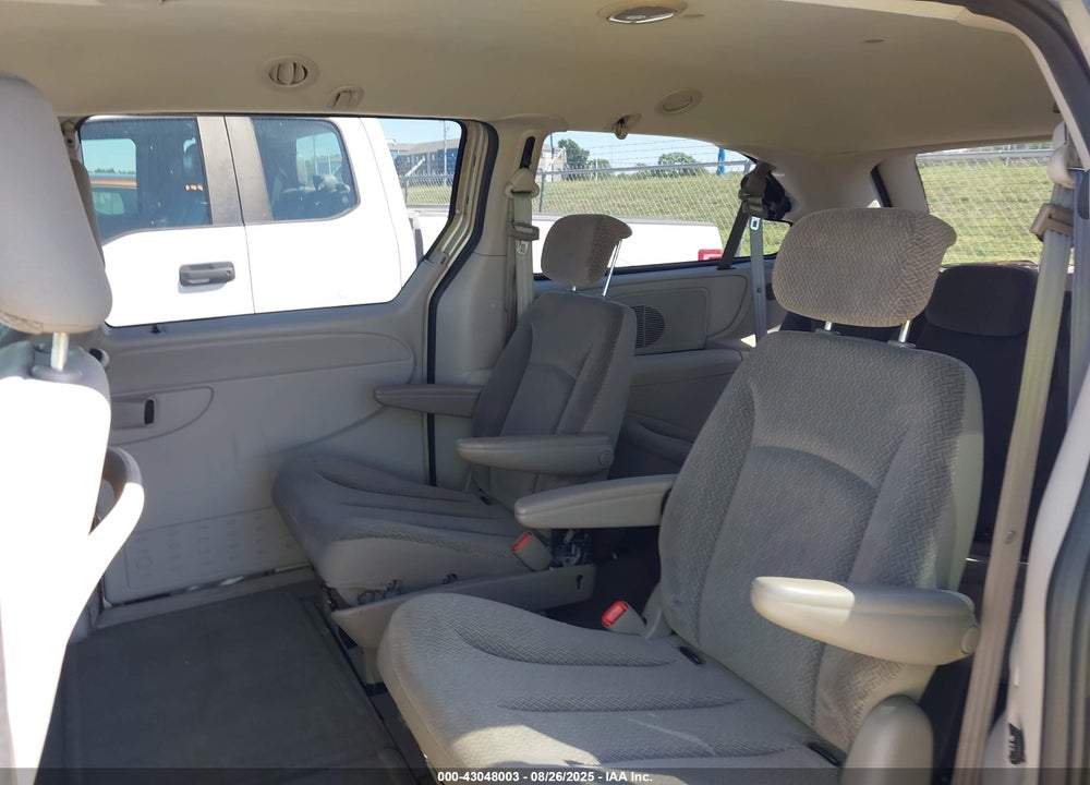 2005 DODGE GRAND CARAVAN SE VIN: 1D4GP24R95B365130