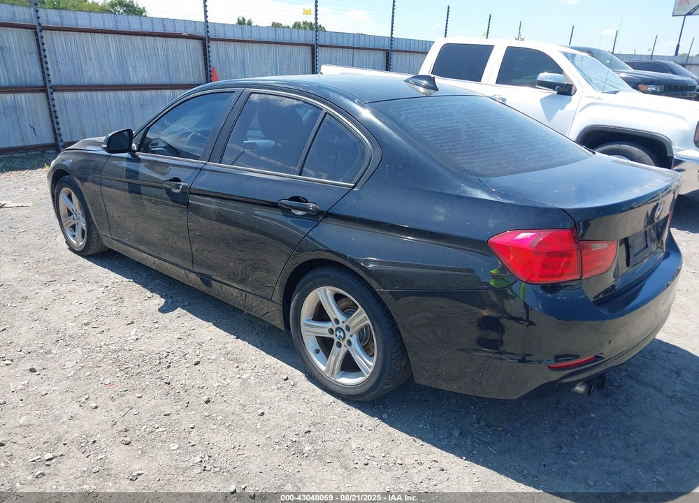 2013 BMW 3 SERIES VIN: WBA3C1G57DNR45156
