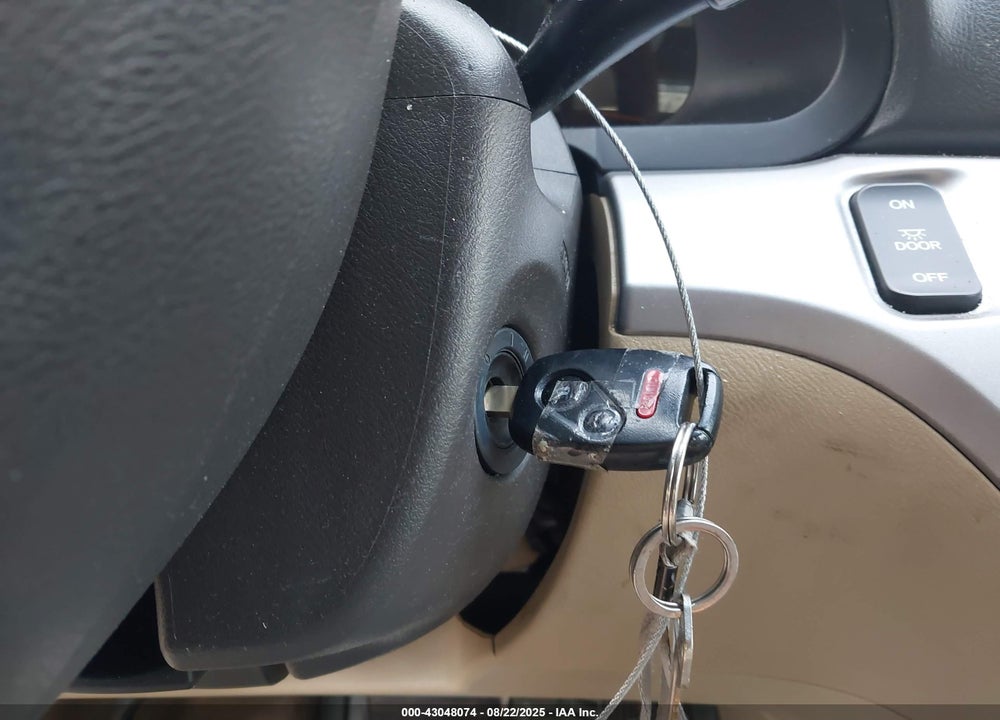 2008 HONDA ODYSSEY LX VIN: 5FNRL38288B079131
