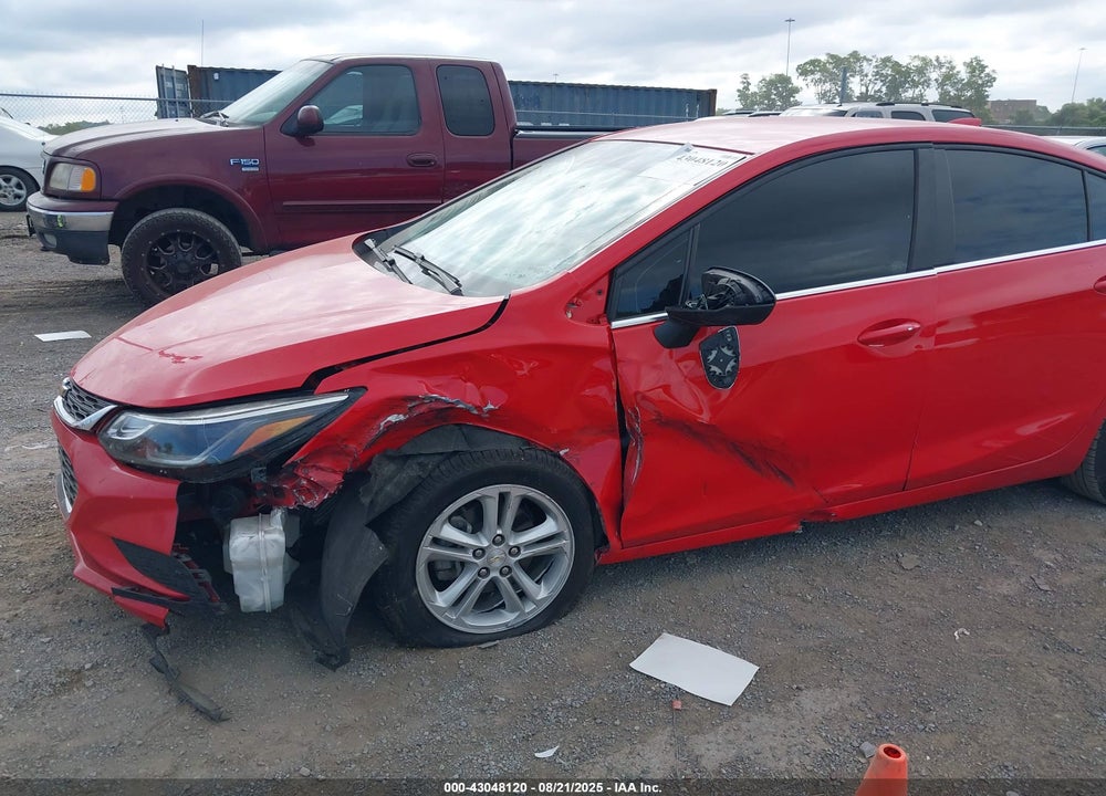 2018 CHEVROLET CRUZE VIN: 1G1BE5SM5J7223241