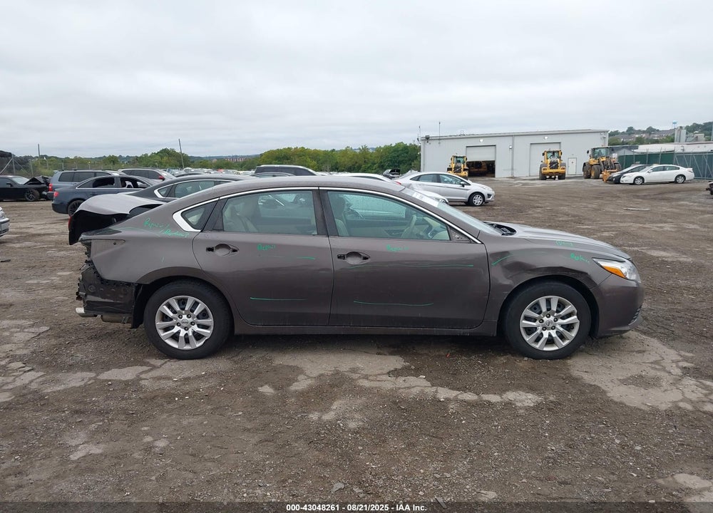 2016 NISSAN ALTIMA VIN: 1N4AL3AP0GN310418