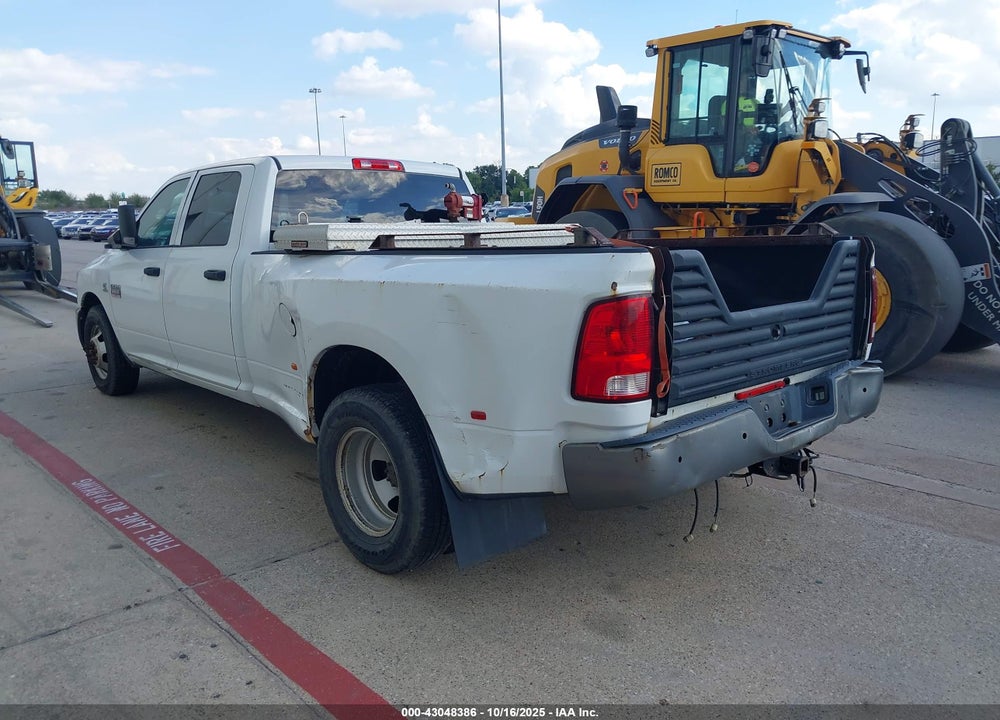 2011 RAM RAM 3500 VIN: 3D73M4CL5BG624590