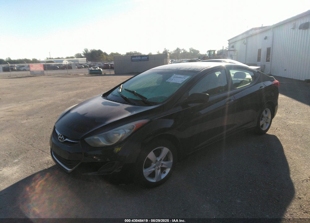 2011 HYUNDAI ELANTRA VIN: 5NPDH4AE6BH015801