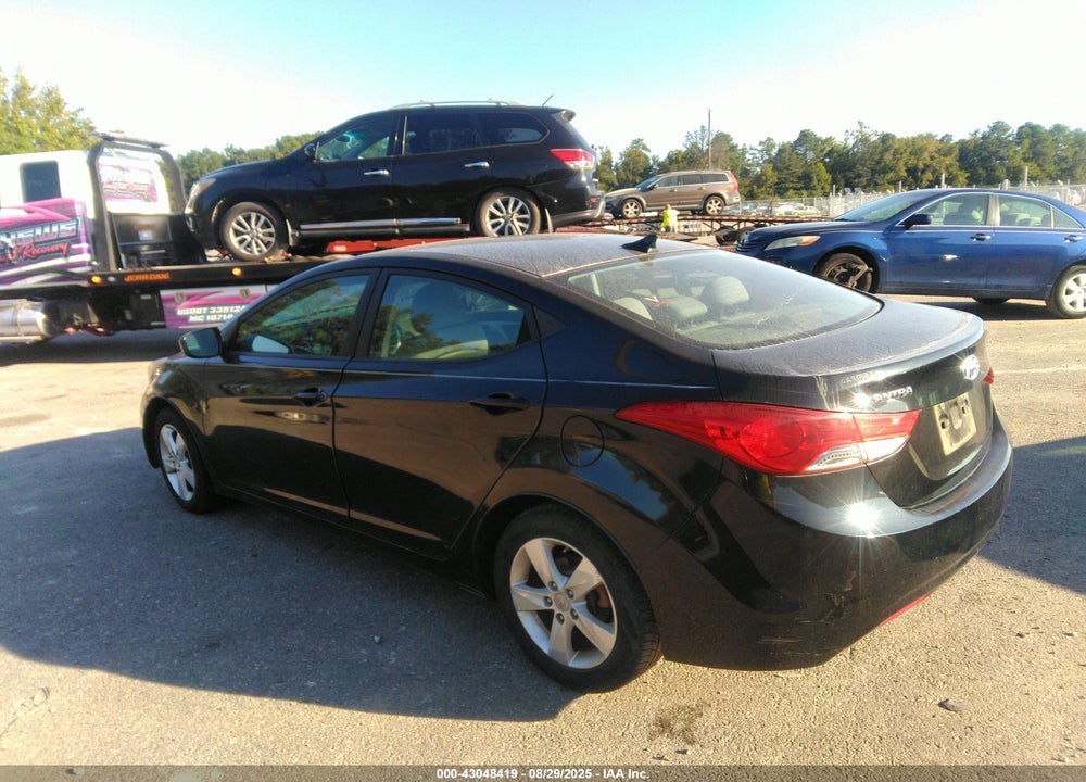 2011 HYUNDAI ELANTRA VIN: 5NPDH4AE6BH015801
