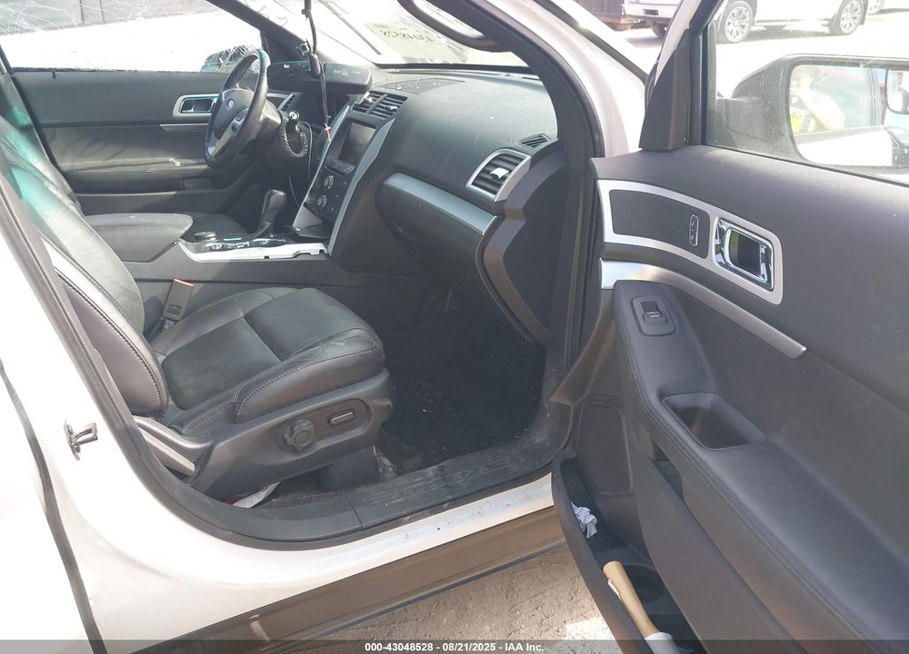 2015 FORD EXPLORER VIN: 1FM5K8D89FGC49374